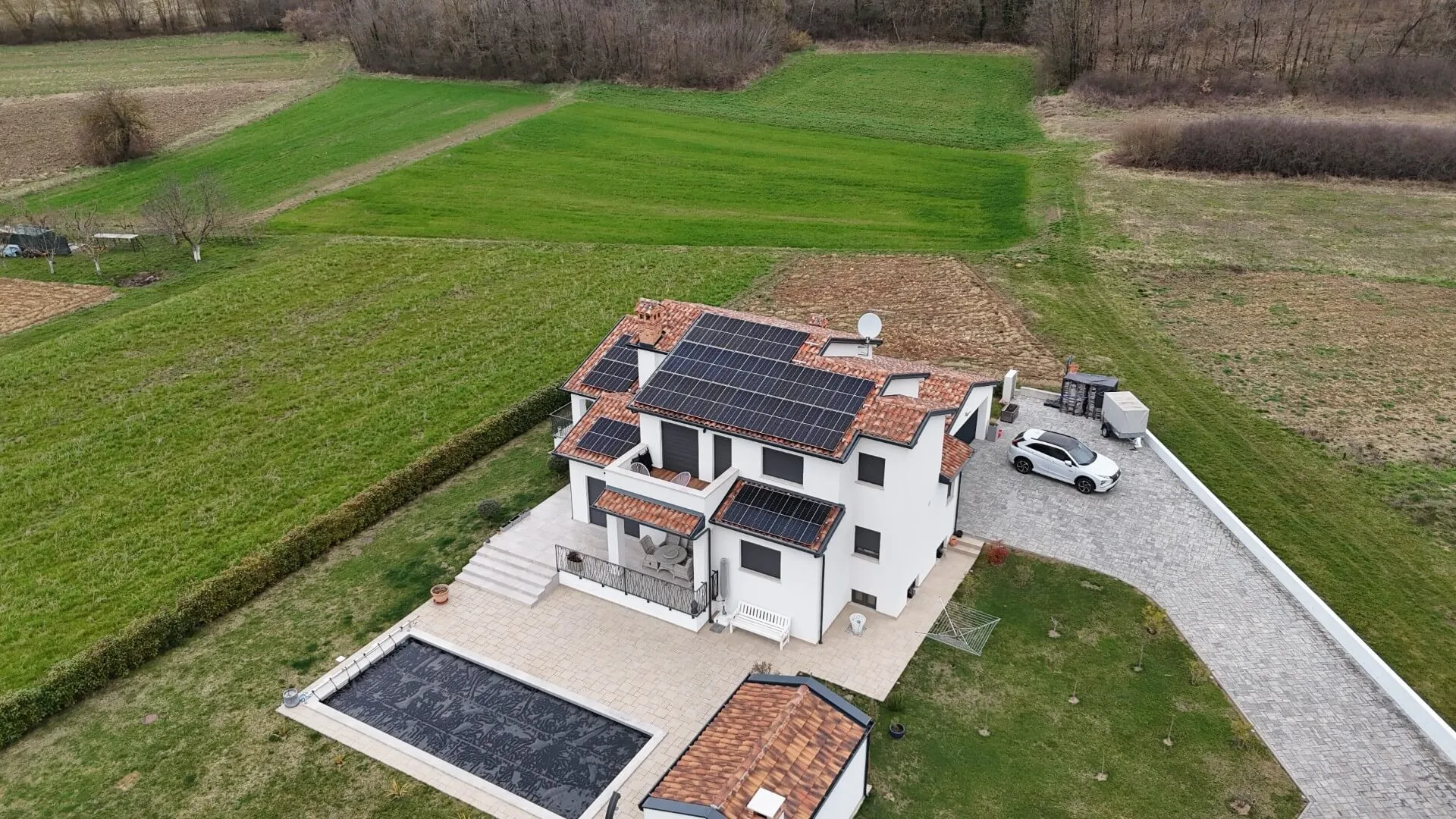 Završena krovna fotonaponska instalacija na obiteljskoj kući